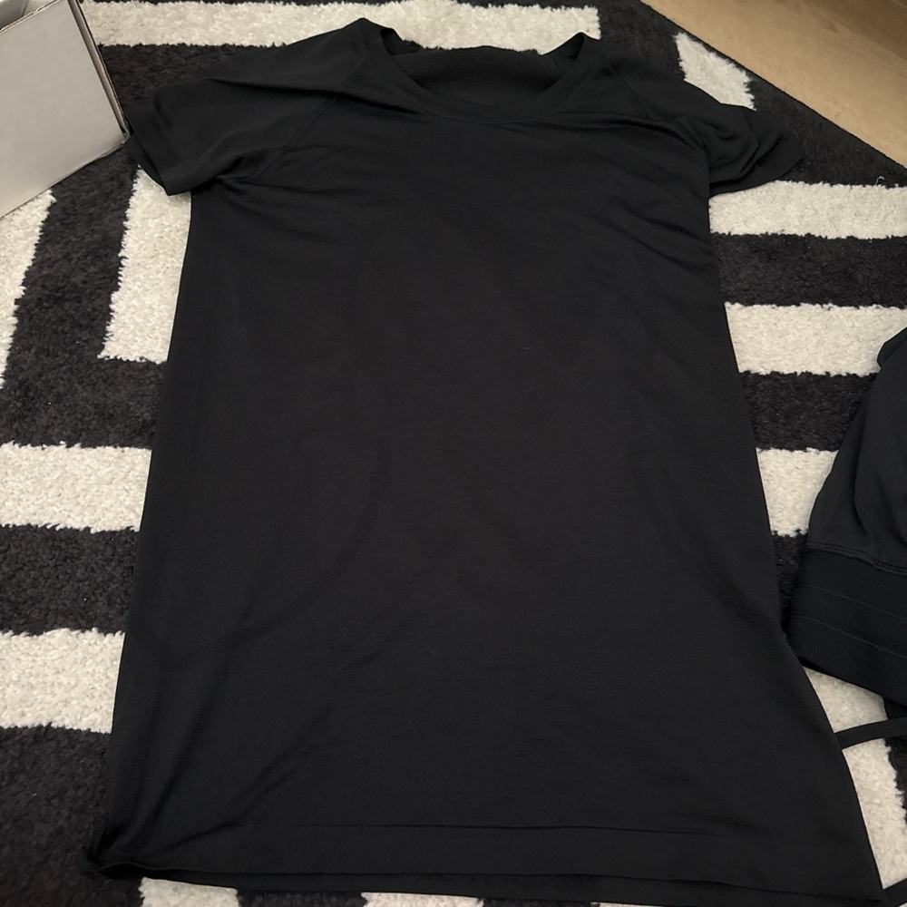 Lululemon swiftly tech 2.0 hip length
